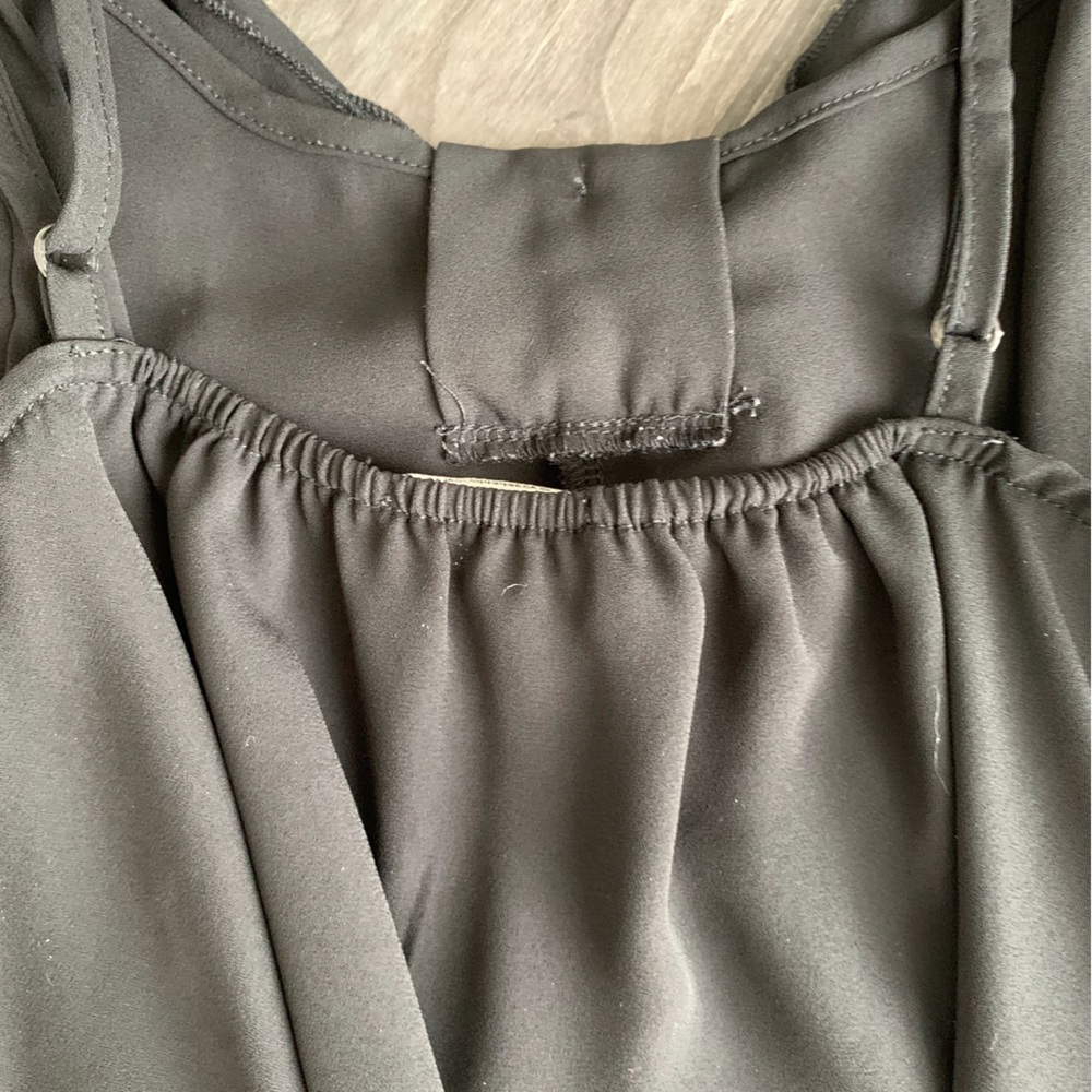 Black Bow Spaghetti Strap Tank Top - Picture 2 of 6